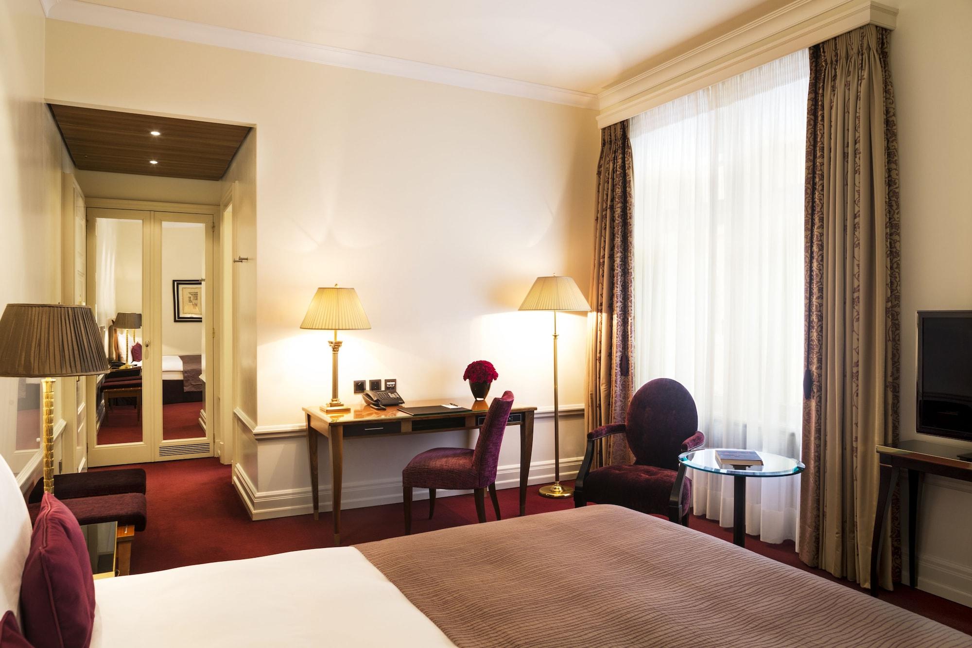 Hotel Bellevue Palace Bern Ngoại thất bức ảnh